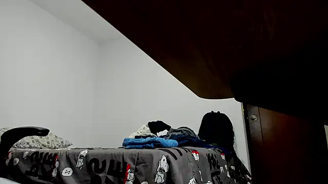 Huge latin cock online show from 04-23-26, 08:11