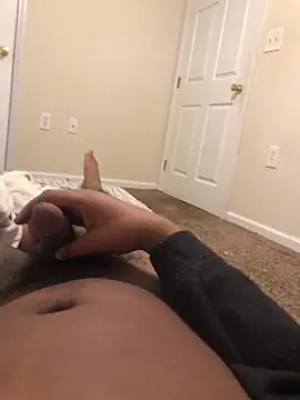 Snapshot of Dddoggystacks chatting on 10-08-25, 11:57 Dddoggystacks online show from 10-08-25, 11:57