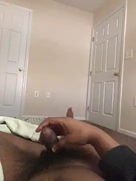 Snapshot of Dddoggystacks chatting on 10-15-25, 01:44 Dddoggystacks online show from 10-15-25, 01:44