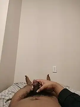 Snapshot of Dddoggystacks chatting on 11-24-25, 11:04 Dddoggystacks online show from 11-24-25, 11:04