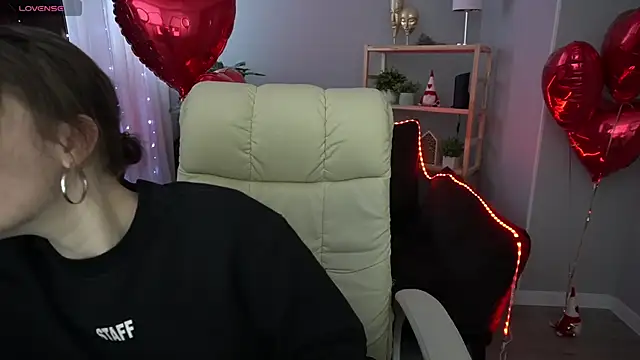 MaribelRiverr  online show from 02-15-25, 06:33