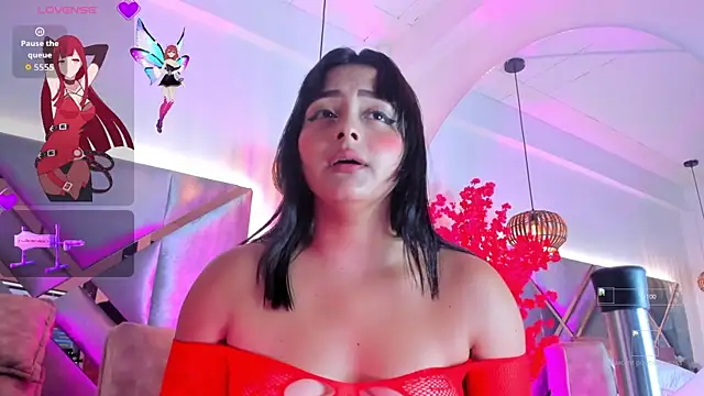 Snapshot of KimVelezz chatting on 09-15-25, 07:03 KimVelezz online show from 09-15-25, 07:03