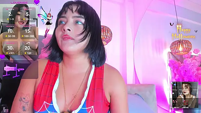 Snapshot of KimVelezz chatting on 10-25-25, 07:19 KimVelezz online show from 10-25-25, 07:19