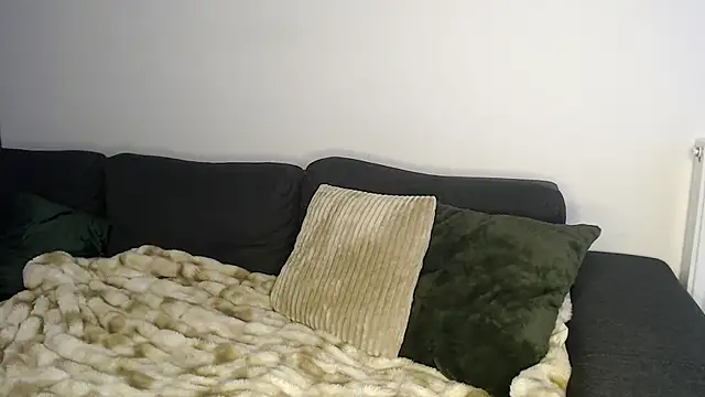 Snapshot of ElizabethAC chatting on 01-27-25, 06:41 ElizabethAC online show from 01-27-25, 06:41