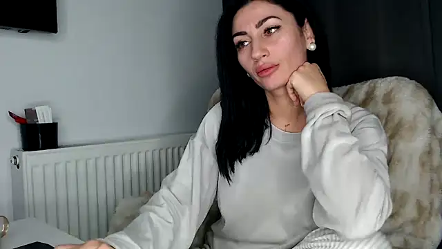 Snapshot of ElizabethAC chatting on 12-01-25, 04:28 ElizabethAC online show from 12-01-25, 04:28