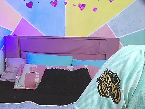 Snapshot of tylor_boy chatting on 09-16-25, 03:29 tylor boy online show from 09-16-25, 03:29