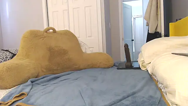 LauLauPAWG online show from 06-02-26, 02:19