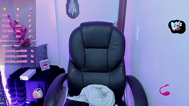 jessicarabbit 1 online show from 01-18-25, 02:47