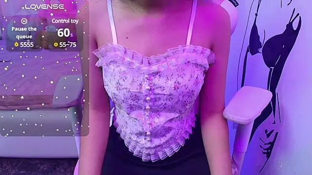Snapshot of YourKusu chatting on 01-12-25, 10:01 YourKusu online show from 01-12-25, 10:01