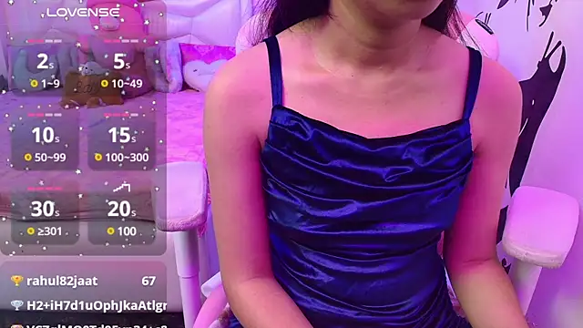 Snapshot of YourKusu chatting on 01-14-25, 12:43 YourKusu online show from 01-14-25, 12:43