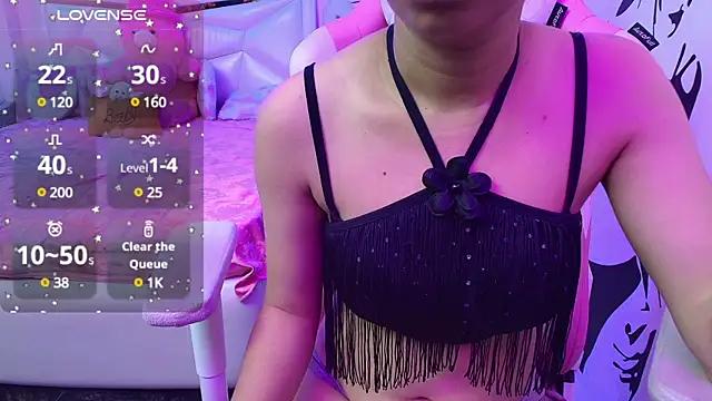 Snapshot of YourKusu chatting on 01-21-25, 12:39 YourKusu online show from 01-21-25, 12:39