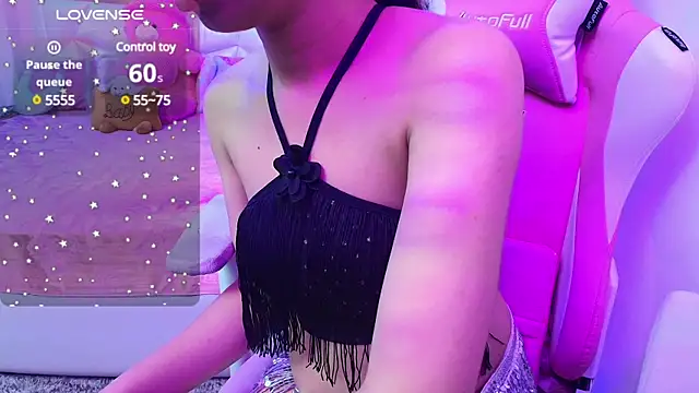 Snapshot of YourKusu chatting on 01-29-25, 08:46 YourKusu online show from 01-29-25, 08:46