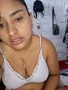 Snapshot of sariitha_sw chatting on 06-11-26, 02:26 sariitha sw online show from 06-11-26, 02:26