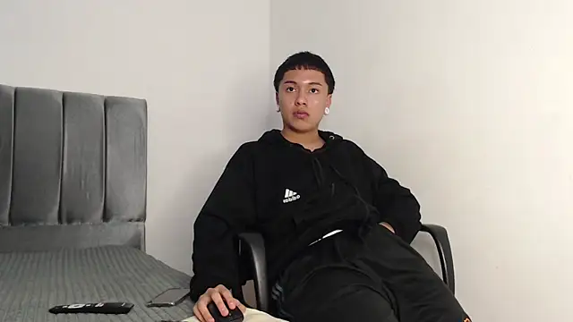 alex-lover online show from 01-30-25, 04:27