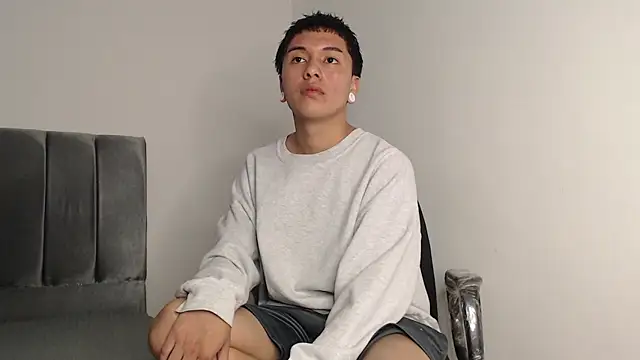 alex-lover online show from 12-17-25, 01:22