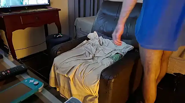 LUH133 online show from 01-21-25, 02:43