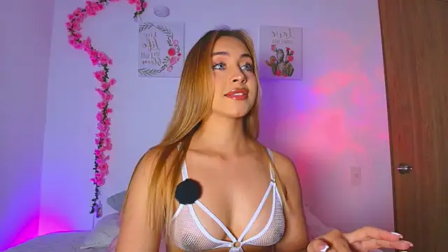 PollyGrey  online show from 03-28-26, 03:17