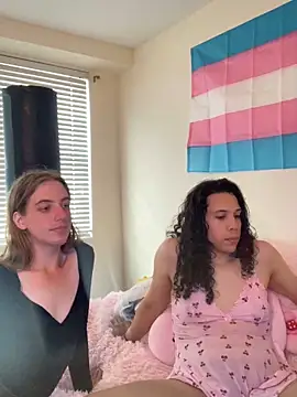 Snapshot of PeacockGoddess chatting on 09-29-25, 08:13 PeacockGoddess online show from 09-29-25, 08:13