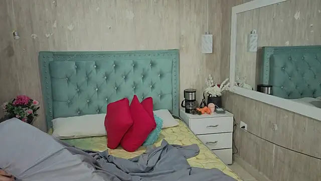 Marcelaa fox online show from 04-16-26, 08:20