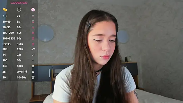 Snapshot of Butterflys1268 chatting on 06-16-26, 04:04 Butterflys1268 online show from 06-16-26, 04:04