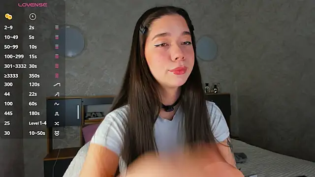 Snapshot of Butterflys1268 chatting on 06-19-26, 03:11 Butterflys1268 online show from 06-19-26, 03:11