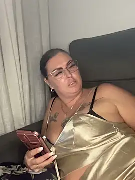 vanessaNL online show from 12-08-24, 10:47