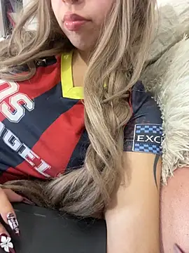 lunaapppp online show from 04-30-26, 04:30