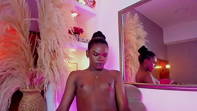 CamiEstrada online show from 01-31-25, 08:01