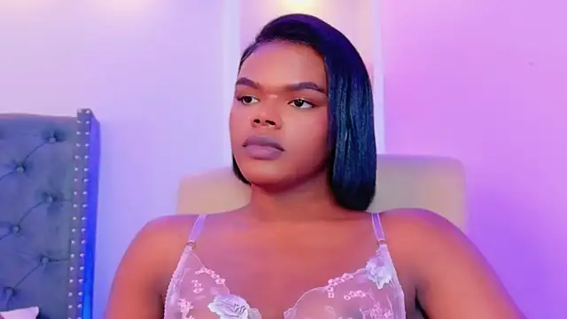 CamiEstrada online show from 09-19-25, 03:30