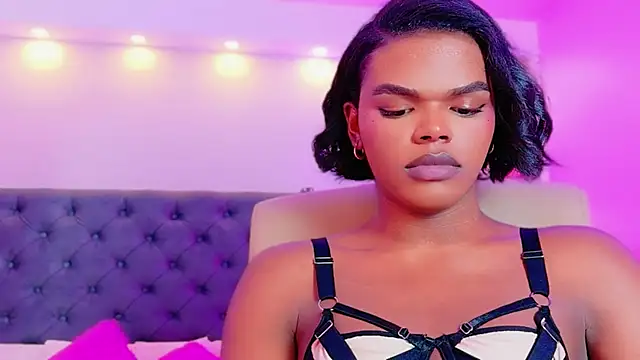 CamiEstrada online show from 09-25-25, 08:01