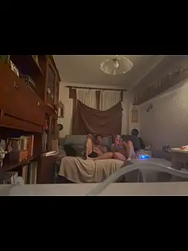 camisexxxtodo online show from 03-30-26, 04:24