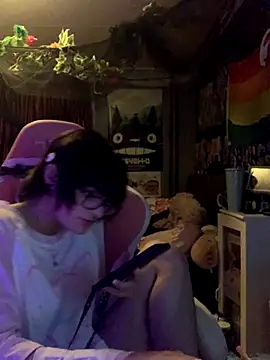 space g1rl online show from 11-08-25, 05:23