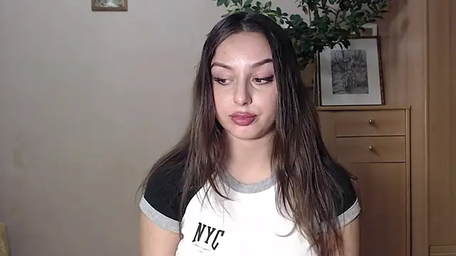 courtneyPerfect online show from 01-14-25, 06:28