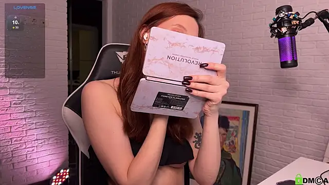 Snapshot of mirai_meeow chatting on 12-06-24, 11:33 mirai meeow online show from 12-06-24, 11:33