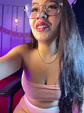 Snapshot of LylaLee111 chatting on 12-30-24, 01:14 LylaLee111 online show from 12-30-24, 01:14