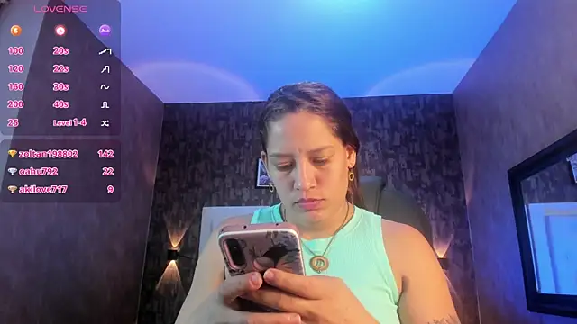 samantha  karolstone online show from 01-30-25, 03:33