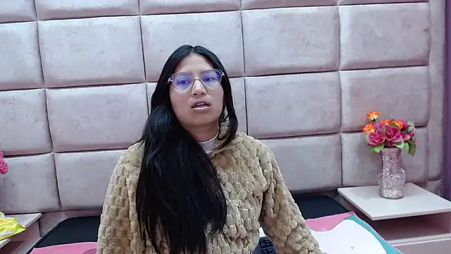 Snapshot of Miaa_Smiith_ chatting on 01-20-25, 02:22 Miaa Smiith  online show from 01-20-25, 02:22