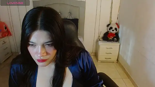 Snapshot of Alison_girl20 chatting on 10-17-25, 09:06 Alison girl20 online show from 10-17-25, 09:06