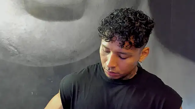 Snapshot of bradley_smith chatting on 01-19-25, 01:00 bradley smith online show from 01-19-25, 01:00