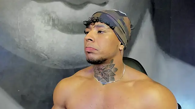 Snapshot of bradley_smith chatting on 01-20-25, 06:53 bradley smith online show from 01-20-25, 06:53