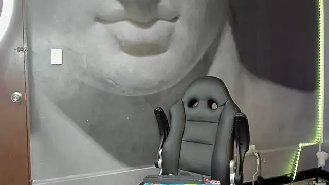 Snapshot of bradley_smith chatting on 02-02-25, 07:30 bradley smith online show from 02-02-25, 07:30