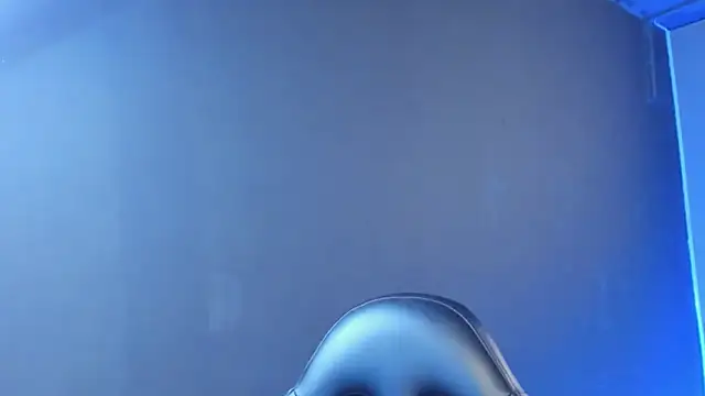 Snapshot of bradley_smith chatting on 11-01-25, 10:56 bradley smith online show from 11-01-25, 10:56