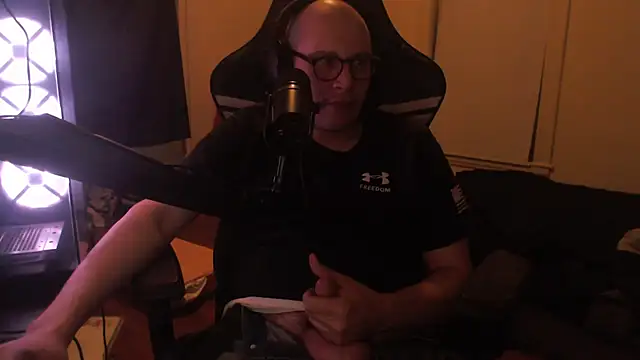 chicostick413 online show from 10-26-25, 02:17