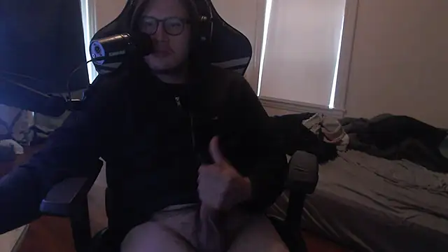 chicostick413 online show from 10-29-25, 05:14