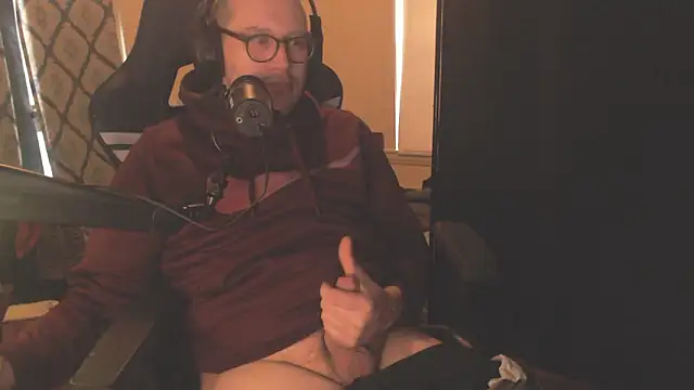 Snapshot of chicostick413 chatting on 01-15-26, 02:54 chicostick413 online show from 01-15-26, 02:54