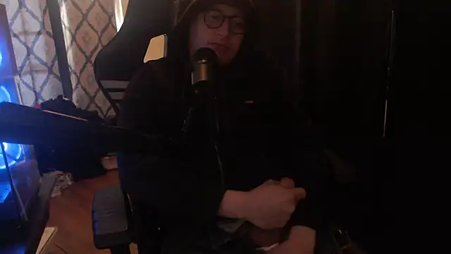 Snapshot of chicostick413 chatting on 03-02-26, 03:41 chicostick413 online show from 03-02-26, 03:41