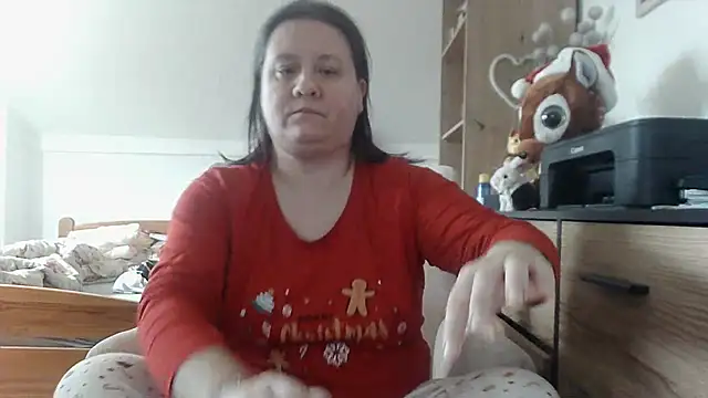Snapshot of ReifeVenna chatting on 12-20-25, 09:49 ReifeVenna online show from 12-20-25, 09:49