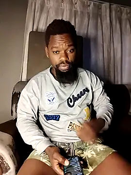 Chocolate factory man online show from 09-25-25, 03:32