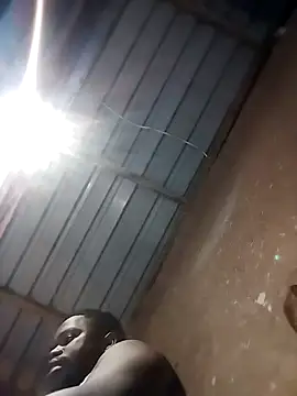 Chocolate factory man online show from 03-20-26, 03:44