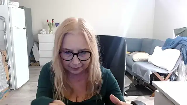 sofia xkiss online show from 03-12-25, 07:46